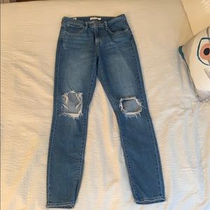 Levi’s 721 high rise skinny jeans never worn